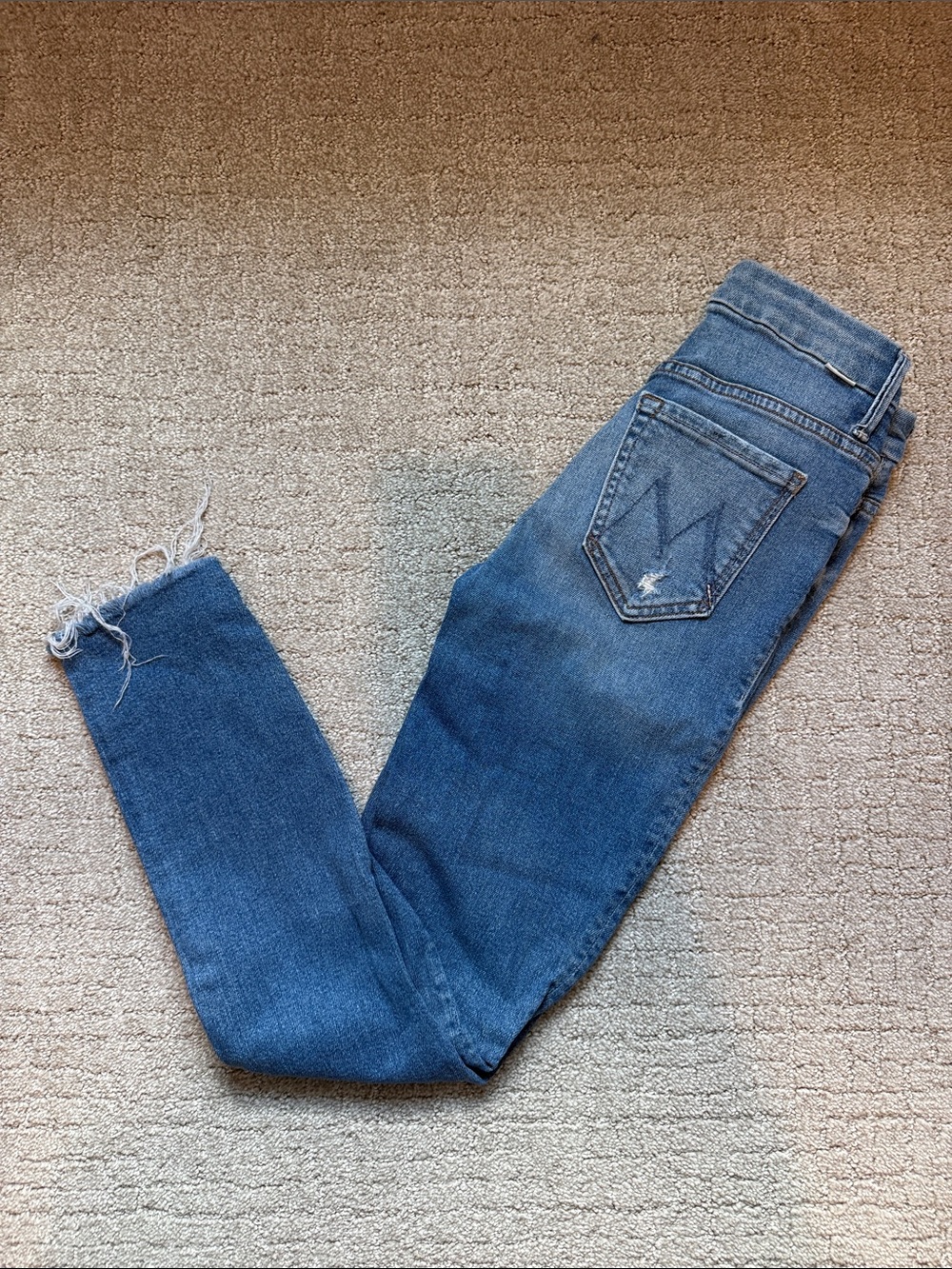 MOTHER high waisted looker ankle fray Light Blue Denim Jeans